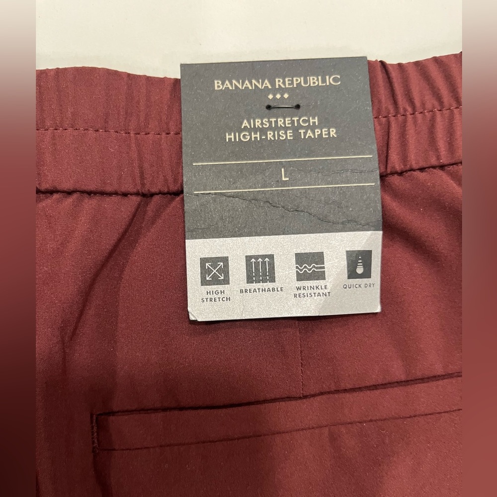NWT Banana Republic joggers - maroon